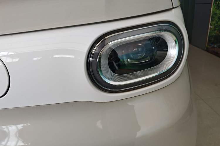 Used Wuling Hongguang MINIEV 2024 3rd Generation 215km Youth Edition Left Front Headlight