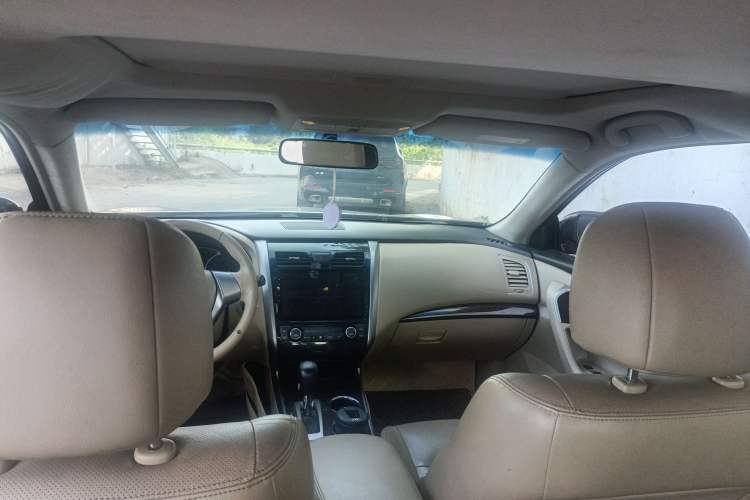 Used Nissan Teana 2015 2.0L XE-Sporty Champions League Sports Edition
