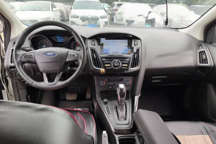 Used Ford Focus 2015 Sedan 1.6L Automatic Trend Model Center Console