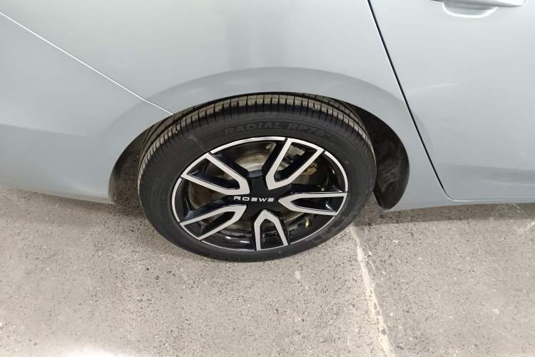 Used Roewe D6 2025 520km Smart Enjoyment Version