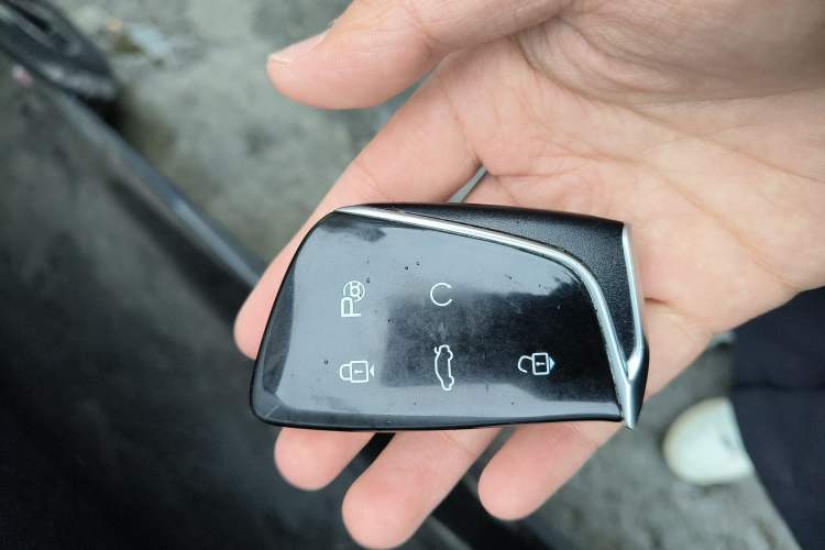 Used Dongfeng Aeolus Huge 2022 Mach Power 1.5T DareDrive Edition · Smart
