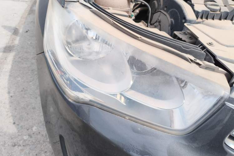 Used Citroen Elysee 2014 1.6L Manual Fashion Edition Right Front Headlight