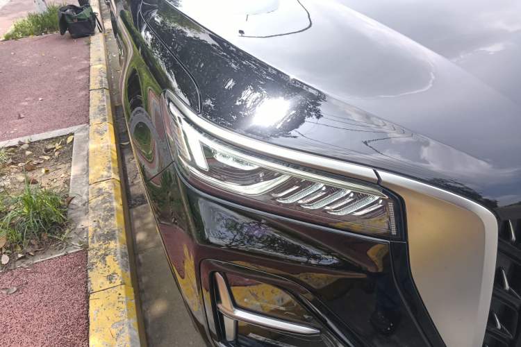 Used Hongqi HS5 2023 2.0T Qixiang Pro Edition