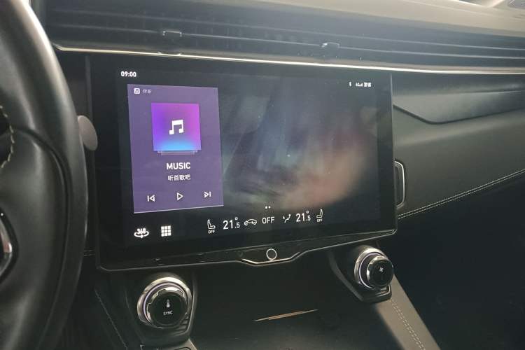 Used Lynk & Co 05 2020 2.0TD Two-Wheel Drive Shine Halo Audio And AC Panel