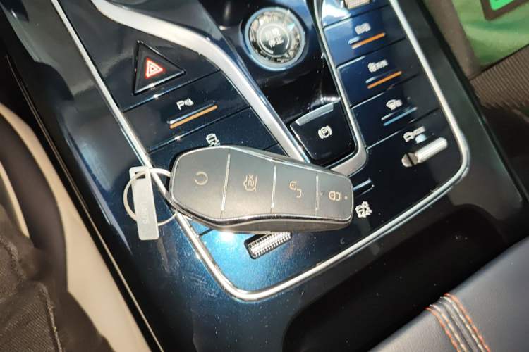 Used BYD Qin PLUS 2021 EV 500KM Luxury Model Vehicle Key