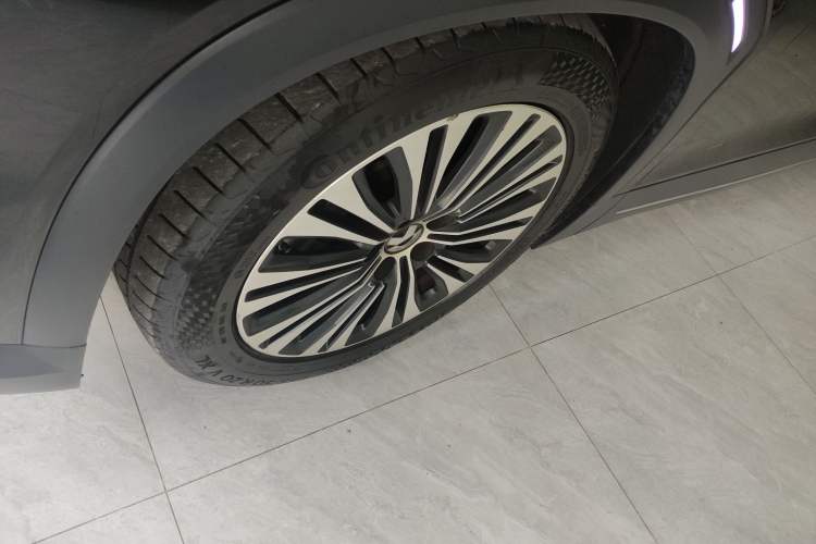 Used Nio EC6 2020 615 km Performance Edition Left Front Wheel Hub