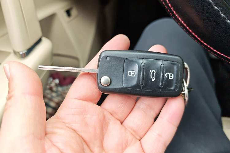 Used Volkswagen Lavida 2013 Revised Version 1.6L Automatic Luxury Edition
