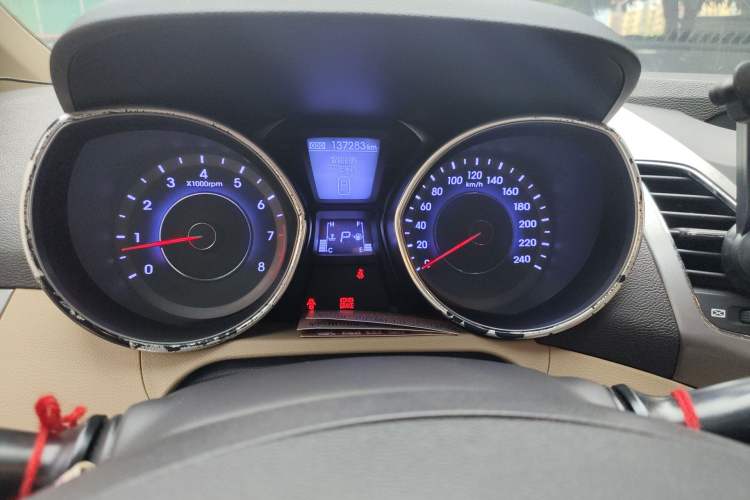 Used Hyundai Elantra (5th Generation / Langdong) 2012 1.6L Automatic Leading Model Instrument Cluster