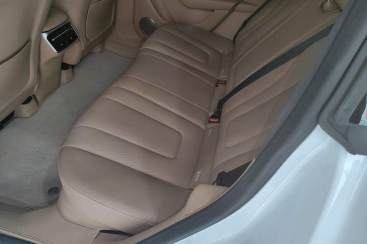 Used Hima Luxeed R7 2024 All-Electric 802 km Max
