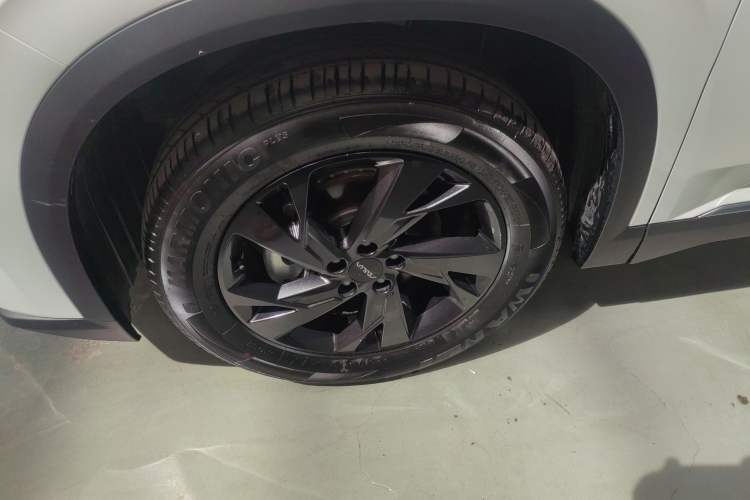 Used Dongfeng Aeolus Mage 2025 1.5T Luxury Version
