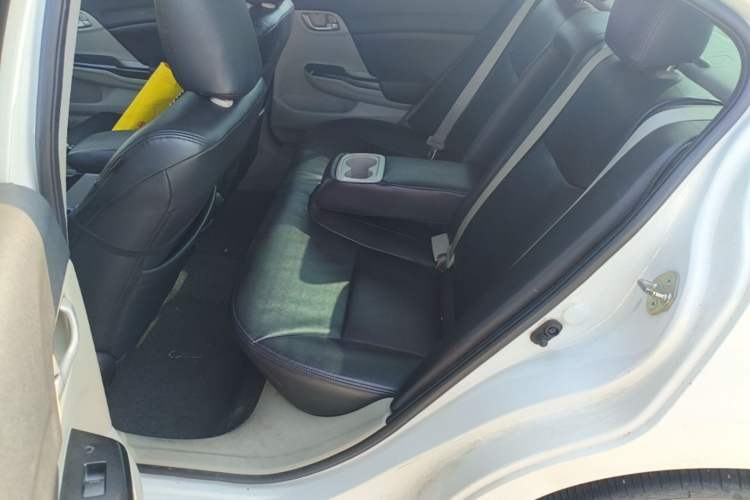 Used Honda Civic 2014 1.8L automatic comfort version
