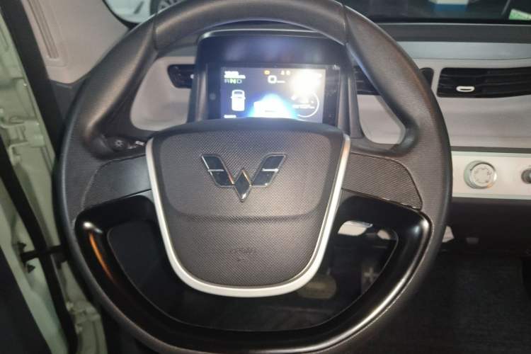 Used Wuling Hongguang MINIEV 2022 Macaron Premium Model – Lithium Iron Phosphate