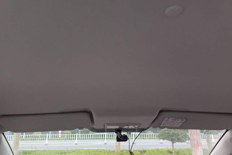 Used CHANGAN Benni 2015 1.4L IMT Luxury Model China V Standard
