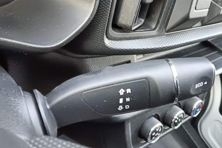 Used Karry Jiangtun E7 2024 Mingchuang 6-Seater Version
