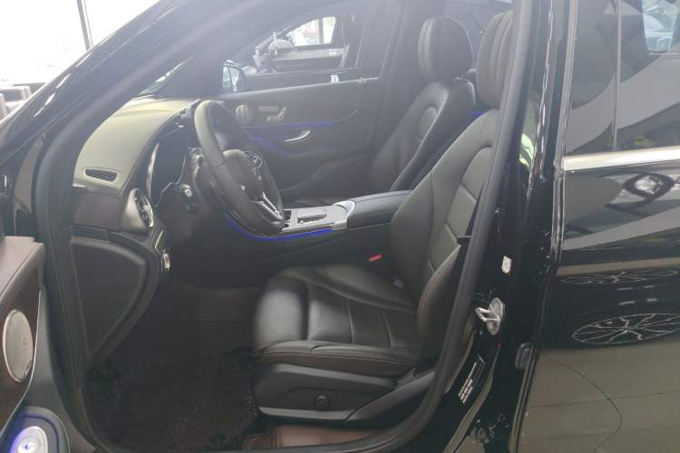 Used Mercedes-Benz GLC 2021 GLC 300 L 4MATIC Dynamic Model