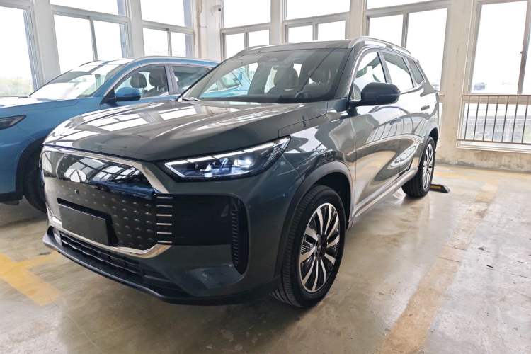 Used Chery Fengyun T8 2025 1.5T 130km Deluxe Version 5 Seats