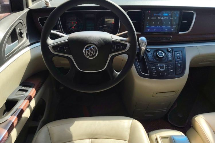 Used Buick GL8 2014 2.4L Executive Edition
