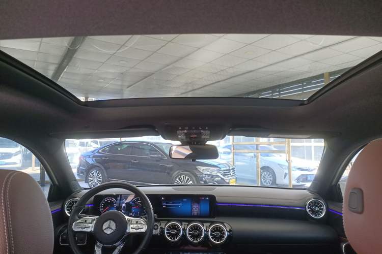 Used Mercedes-Benz A-Class 2021 A 200 L Sport Sedan Fashion Model
