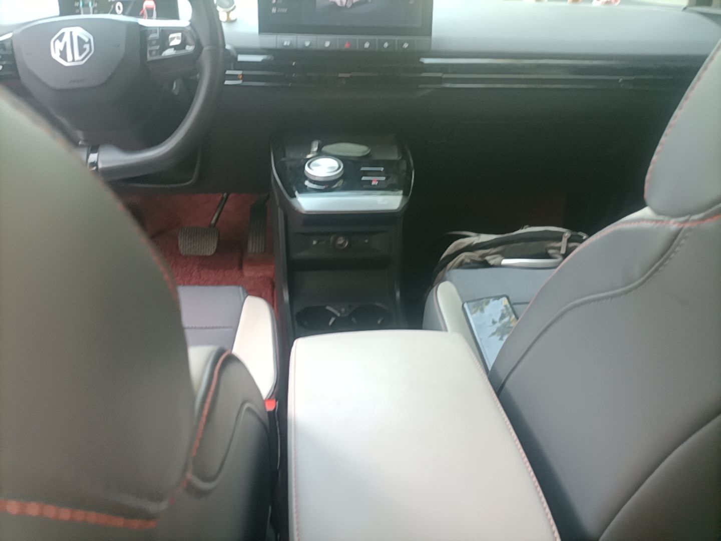 MG 4 EV 2022 425 km Luxury Edition — снимка 16