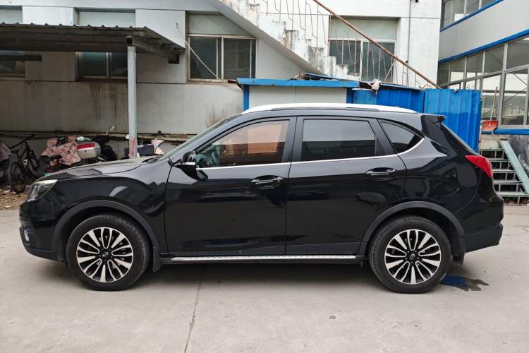 Used GAC Trumpchi GS5 Super 2016 1.8T Automatic Two-Wheel Drive Anniversary Edition Left Side