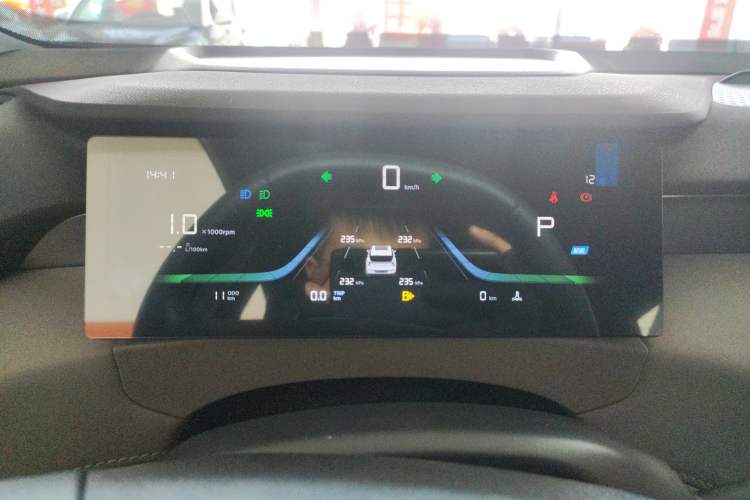 Used Geely Auto FX11 2025 4th Generation 1.5TD DCT – The Start