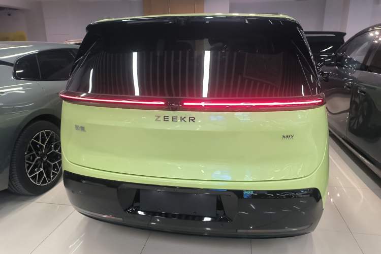 Used Zeekr MIX 2025 Long-Range Intelligent Driving Edition
