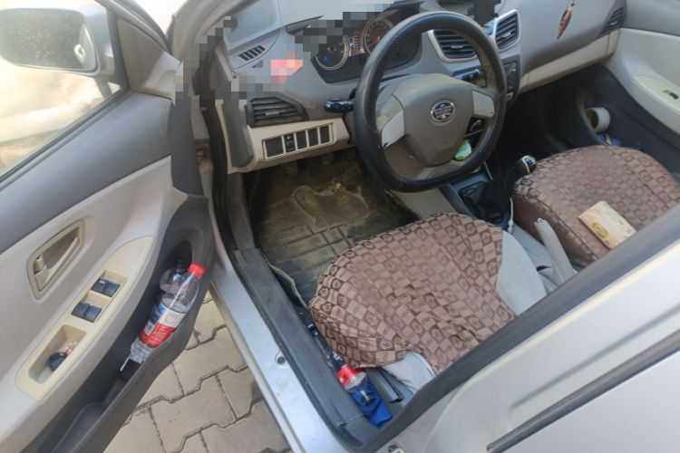 Used FAW Xiali N5 2014 1.3L Manual Standard Edition Driver Seat