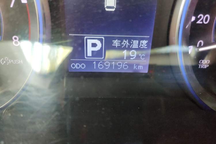 Used Toyota Highlander 2017 2.0T Two-Wheel Drive Elite Version 7 Seats