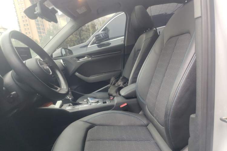 Used Audi A3 2020 Limousine 35 TFSI Fashion Edition China VI Emission Standard Left Front Seat