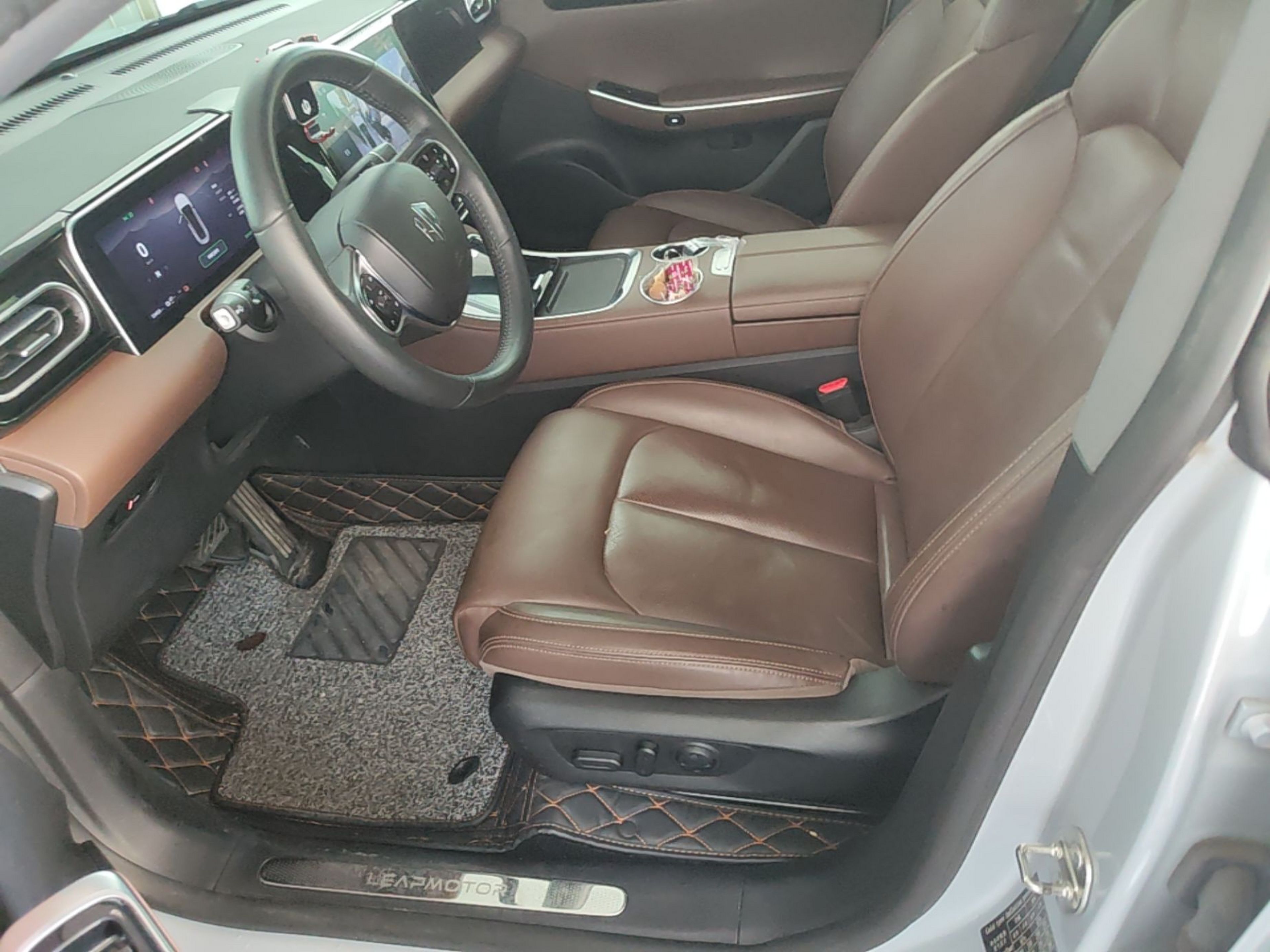 Interior delantero