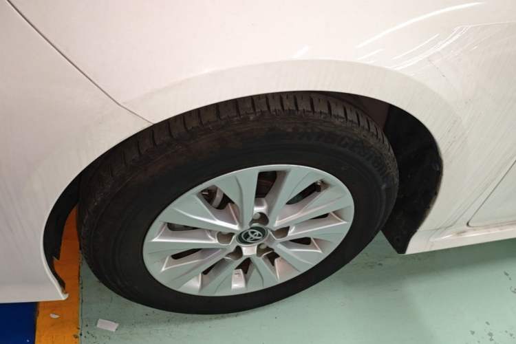 Used Toyota Corolla 2022 TNGA 1.5L CVT Pioneer Edition Left Front Wheel Hub