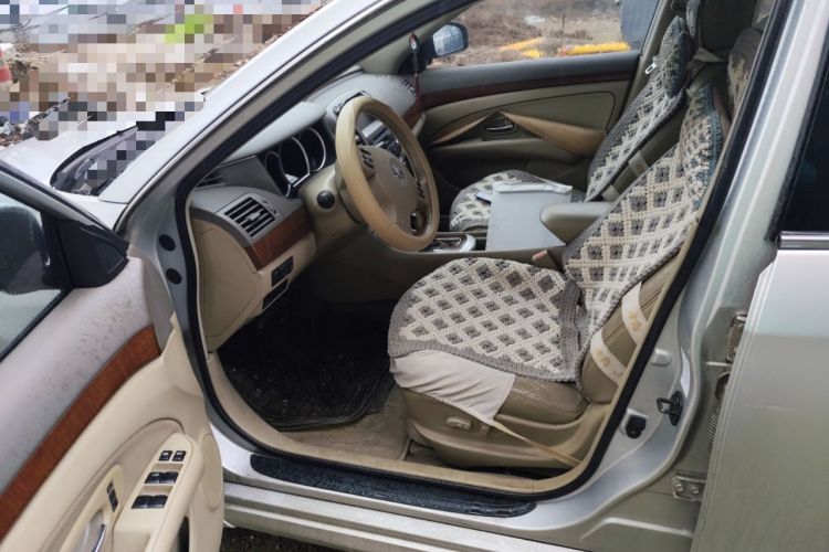 Used Nissan Sylphy 2009 2.0XL CVT Tech Sunroof Version
