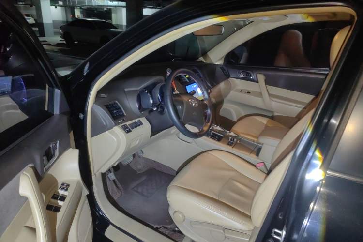 Used Toyota Highlander 2012 2.7L 2WD 5-Seater Elite Edition Driver Seat