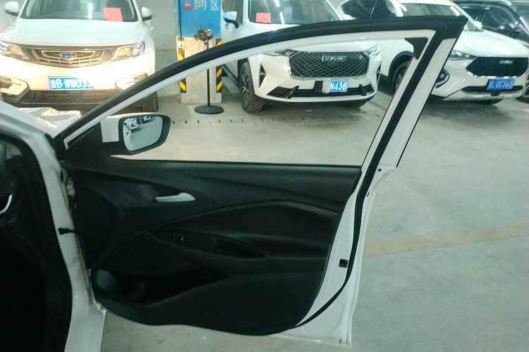 Used Chevrolet Cavalier 2022 325T Automatic Enjoyment Edition