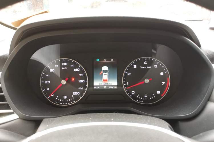Used Roewe i5 2019 1.5L Automatic 4G Connected Langhao Edition
