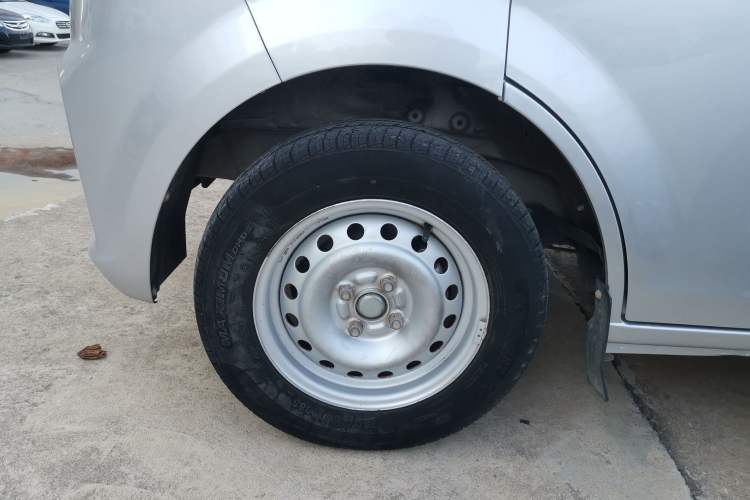 Used Kuayue Kuayue Xing V3 2022 1.5L Gasoline Standard Model 6-Seater Passenger Vehicle JL473QH