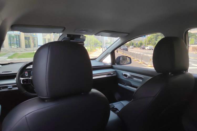 Used AION Y 2023 Plus 610 Enjoyment Edition Ternary Lithium
