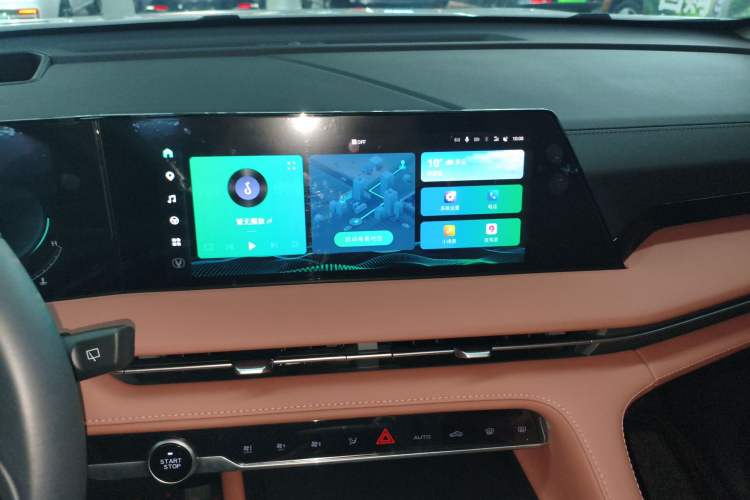 Used CHANGAN CS75 PLUS 2024 3rd Generation Champion Edition 2.0T Intelligent Drive Performance Model Audio And AC Panel