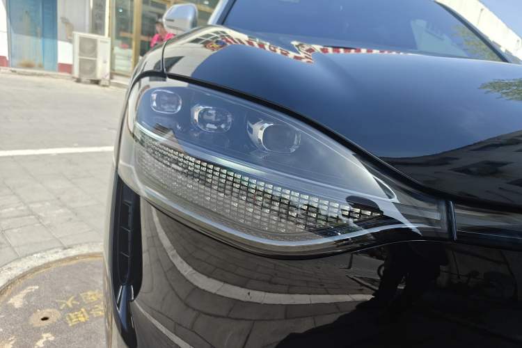 Used Hima AITO M9 2024 Range-Extended Ultra Version 42 kWh 6-Seater Model
