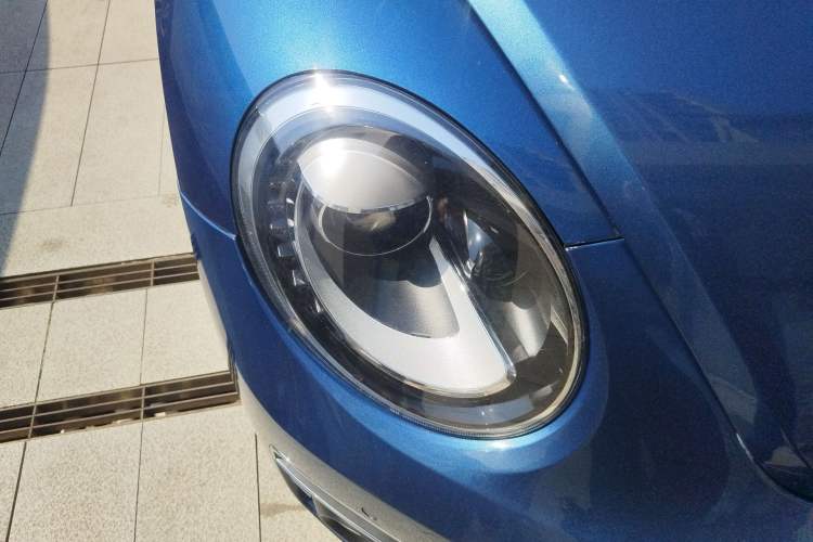 Used Volkswagen Beetle 2017 180TSI Shangle Edition Right Front Headlight