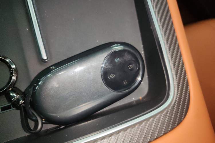 Used Hima H5 2025 Model Range-Extending Pro Interior 1