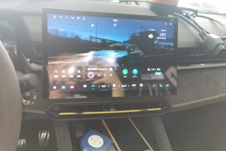 Used Lynk & Co 03 2023 03+ TCR Cyan Front-Wheel-Drive Version