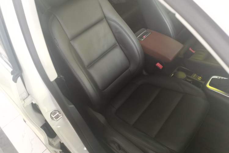 Used Volkswagen Tiguan 2015 1.8TSI Automatic Two-Wheel Drive Luxury Model