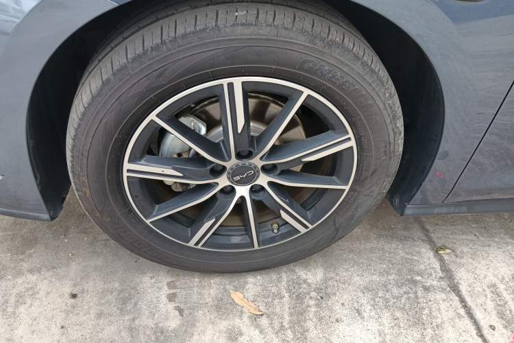 Used BYD Seal 06 New Energy 2024 DM-i 120KM Luxury Model
