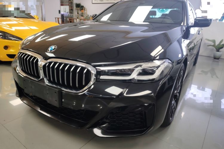 Used BMW 5 Series 2022 Restyled 540i Luxury Edition M Sport Package