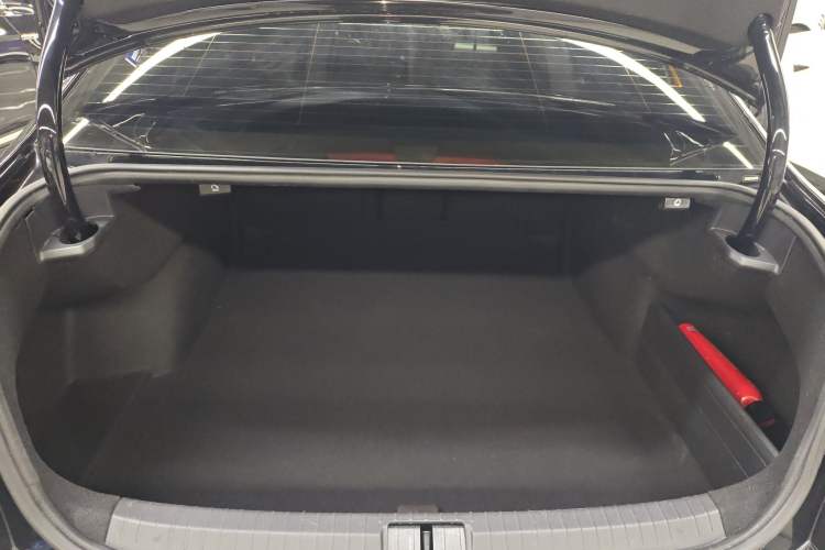 Used Volkswagen Magotan 2023 2 Million Units Commemorative Edition 330TSI DSG Luxury Version
