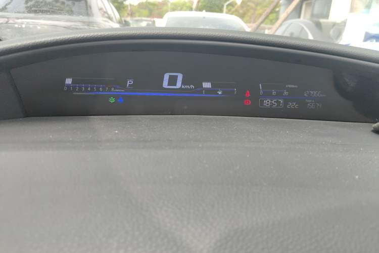 Used Honda Jade 2017 1.8L automatic Comfort version 5 seats Instrument Cluster