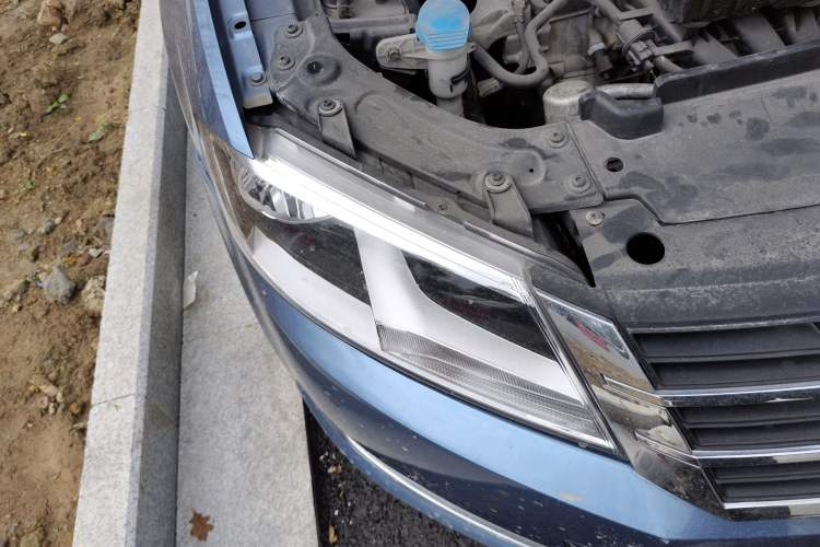 Used Volkswagen Lavida 2013 1.6L Automatic Luxury Edition