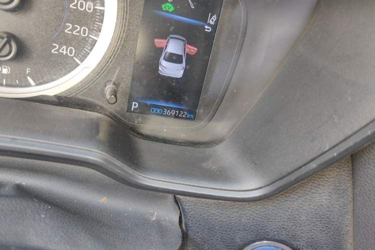 Used Toyota Corolla 2019 Dual-Engine 1.8L E-CVT GL-i Elite Edition
