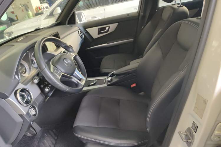 Used Mercedes-Benz GLK-Class 2015 GLK 300 4MATIC Fashion Edition Ultimate Version